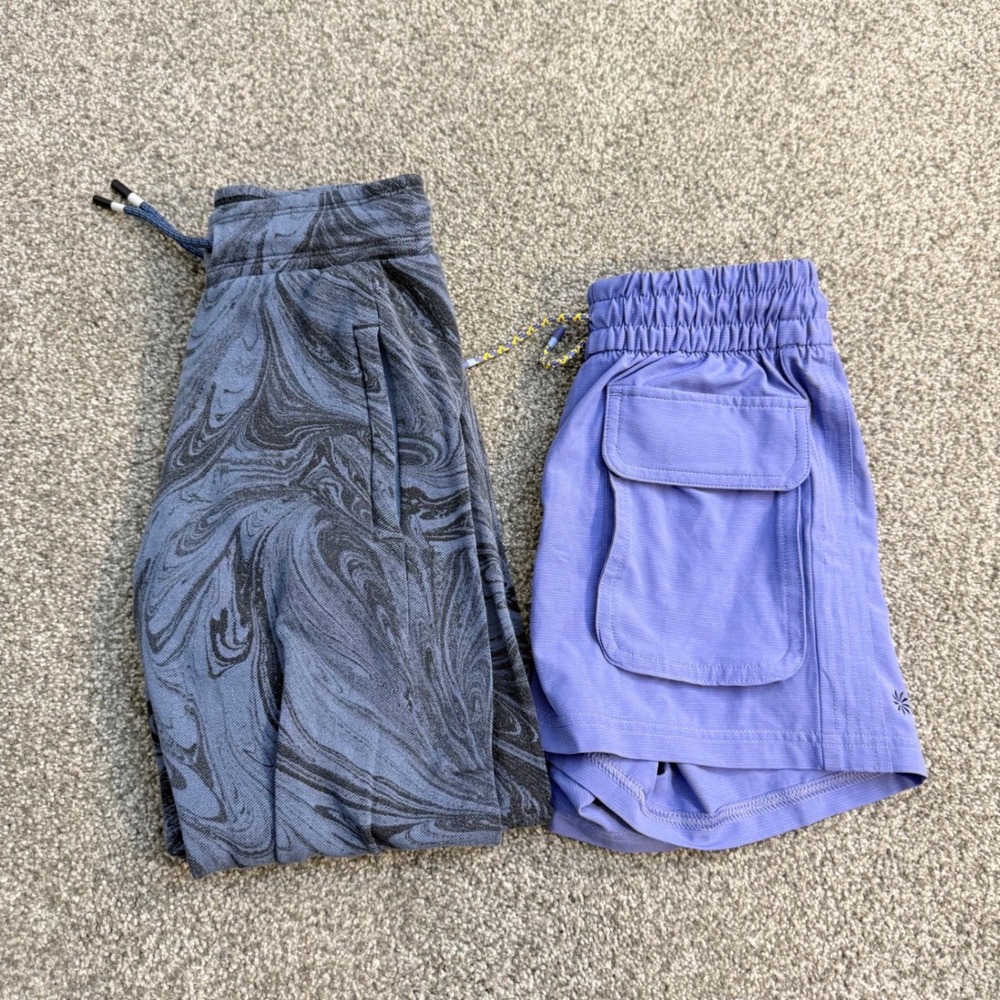 Athleta Girl shorts and Joggers bundle Drawstring Pockets Size S/7‎